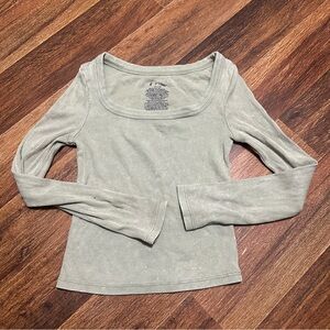 Art Class Gray Fitted Long Sleeve Blouse